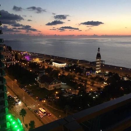 Orbi Citu Apart-Hotel Batumi Esterno foto